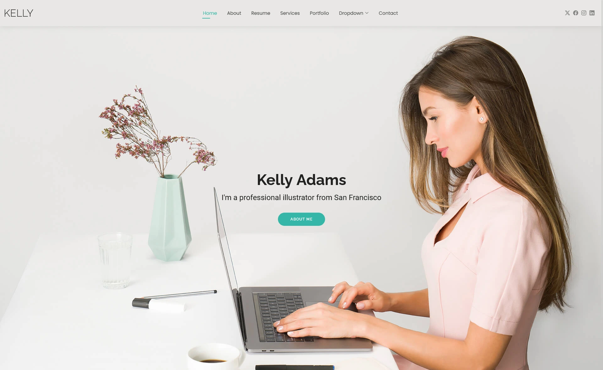 Kelly – Free Responsive Bootstrap 5 Portfolio Website Template